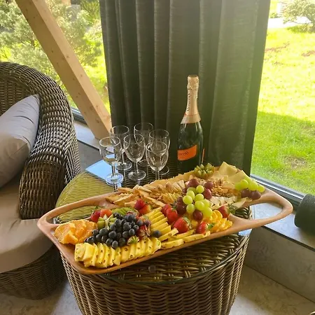 Nad Potokiem Sauna, Jacuzzi, Daire *