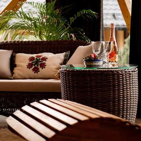 Daire Nad Potokiem Sauna, Jacuzzi, *