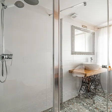 Daire Nad Potokiem Sauna, Jacuzzi, Witów