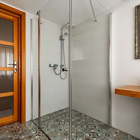 Daire Nad Potokiem Sauna, Jacuzzi, Witów